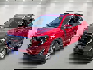Certified 2018 GMC Terrain SLE w/ Driver Convenience Package image 1