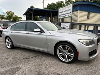 Used 2014 BMW 750Li image 1