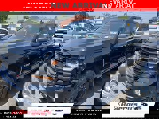 Used 2017 Chevrolet Silverado 1500 LT w/ Midnight Edition image 1