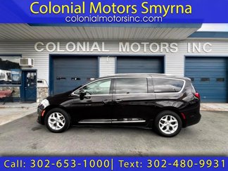 Used 2018 Chrysler Pacifica Touring-L w/ Advanced Safetytec Group image 1