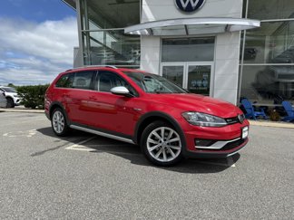 Used 2019 Volkswagen Golf Alltrack S image 1