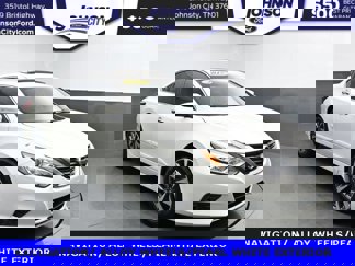 Used 2017 Nissan Altima 2.5 SV image 1