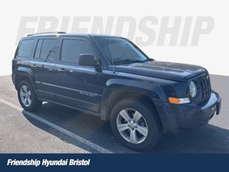 Used 2016 Jeep Patriot Latitude image 1