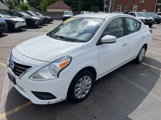 Used 2017 Nissan Versa SV image 1