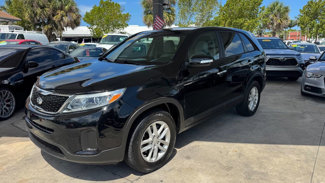 Used 2015 Kia Sorento LX image 1