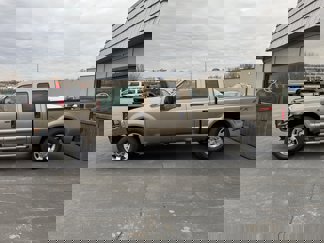 Used 2004 Ford F250 Lariat image 1