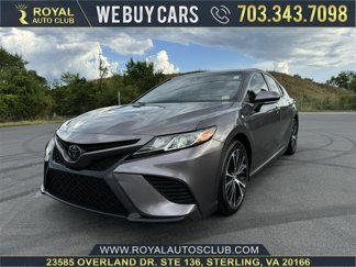 Used 2020 Toyota Camry SE image 1