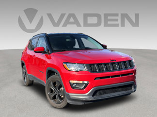 Used 2021 Jeep Compass Latitude image 1