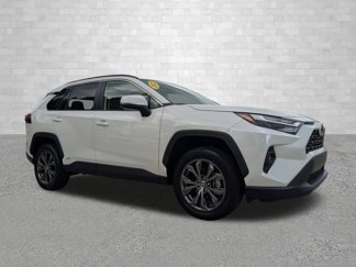 Used 2022 Toyota RAV4 XLE Premium image 1