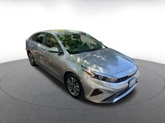 Used 2024 Kia Forte LXS image 1