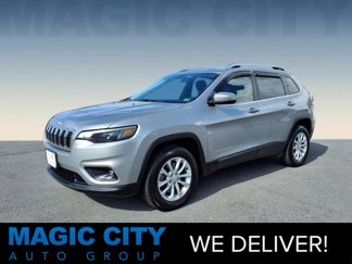 Used 2019 Jeep Cherokee Latitude w/ Popular Appearance Group image 1