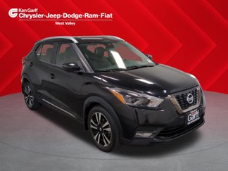 Used 2020 Nissan Kicks SR image 1