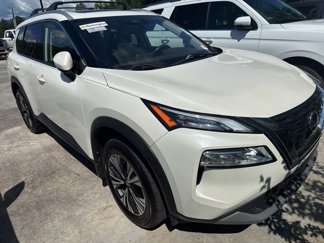 Used 2021 Nissan Rogue SV image 1