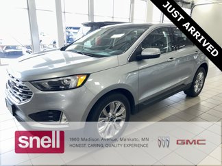 Used 2022 Ford Edge Titanium image 1