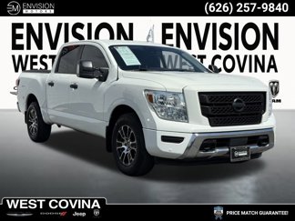 Used 2021 Nissan Titan SV w/ SV Convenience Package image 1