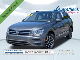 Used 2018 Volkswagen Tiguan SE w/ Panoramic Sunroof Package image 1