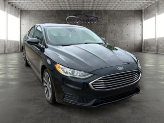 Used 2019 Ford Fusion SE image 1