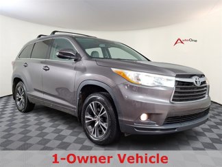 Used 2016 Toyota Highlander XLE image 1