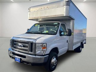 Used 2018 Ford E-350 and Econoline 350 Super Duty w/ Power Windows & Locks Group image 1