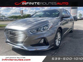 Used 2018 Hyundai Sonata SE image 1