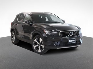 New 2025 Volvo XC40 B5 Core image 1
