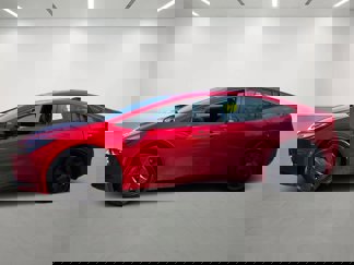 Used 2023 Toyota Prius LE image 1