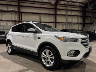 Used 2018 Ford Escape SE image 1