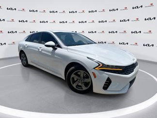 Used 2022 Kia K5 LXS image 1
