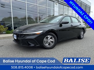 Certified 2025 Hyundai Elantra SE image 1