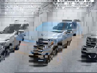 Used 2024 GMC Terrain SLT image 1