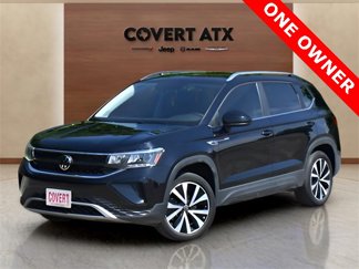 Used 2022 Volkswagen Taos SE image 1