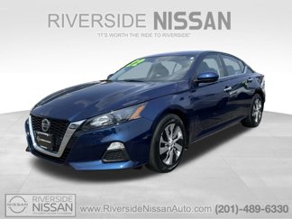 Certified 2022 Nissan Altima 2.5 S image 1