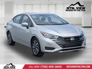 Used 2023 Nissan Versa SV image 1