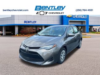 Used 2018 Toyota Corolla LE image 1