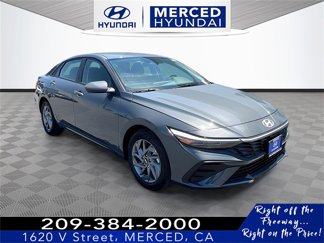 New 2025 Hyundai Elantra Blue image 1