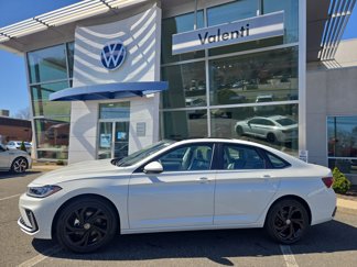 New 2025 Volkswagen Jetta SE image 1