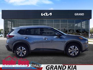 Used 2021 Nissan Rogue SV w/ Premium Package image 1