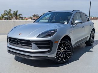 Certified 2024 Porsche Macan image 1