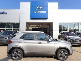 New 2025 Hyundai Venue SEL image 1