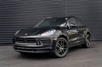 Used 2025 Porsche Macan image 1