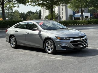 Used 2023 Chevrolet Malibu LS image 1