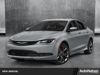 Used 2015 Chrysler 200 Limited w/ Convenience Group image 1