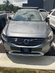 Used 2017 Volvo XC60 T6 Dynamic w/ Climate Package image 1