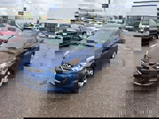 Used 2016 Hyundai Elantra SE video 1
