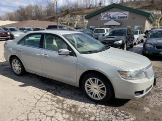 Used 2006 Lincoln Zephyr image 1