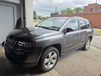 Used 2017 Jeep Compass Latitude image 1