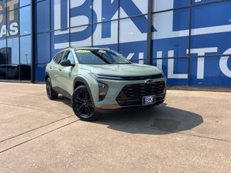 Used 2025 Chevrolet Trax ACTIV w/ Driver Confidence Package image 1