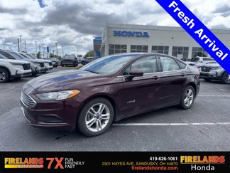 Used 2018 Ford Fusion SE image 1