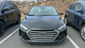 Used 2017 Hyundai Elantra SE image 1