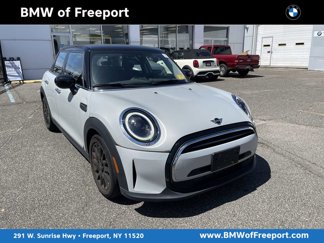 Certified 2023 MINI Cooper 4-Door Hardtop image 1